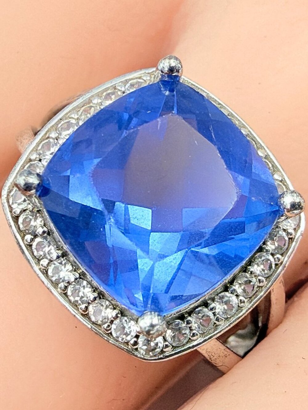 Marked Sterling Silver Faceted Blue Topaz Cocktail Statement Ring Sz 10